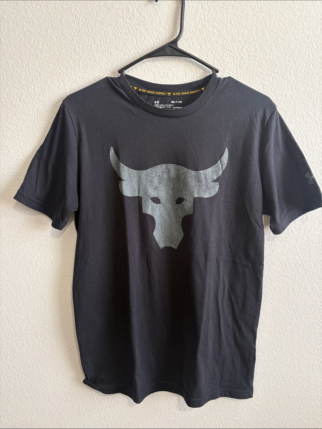 Under Armour Black Short-Sleeve Tee With Gray Bull Logo